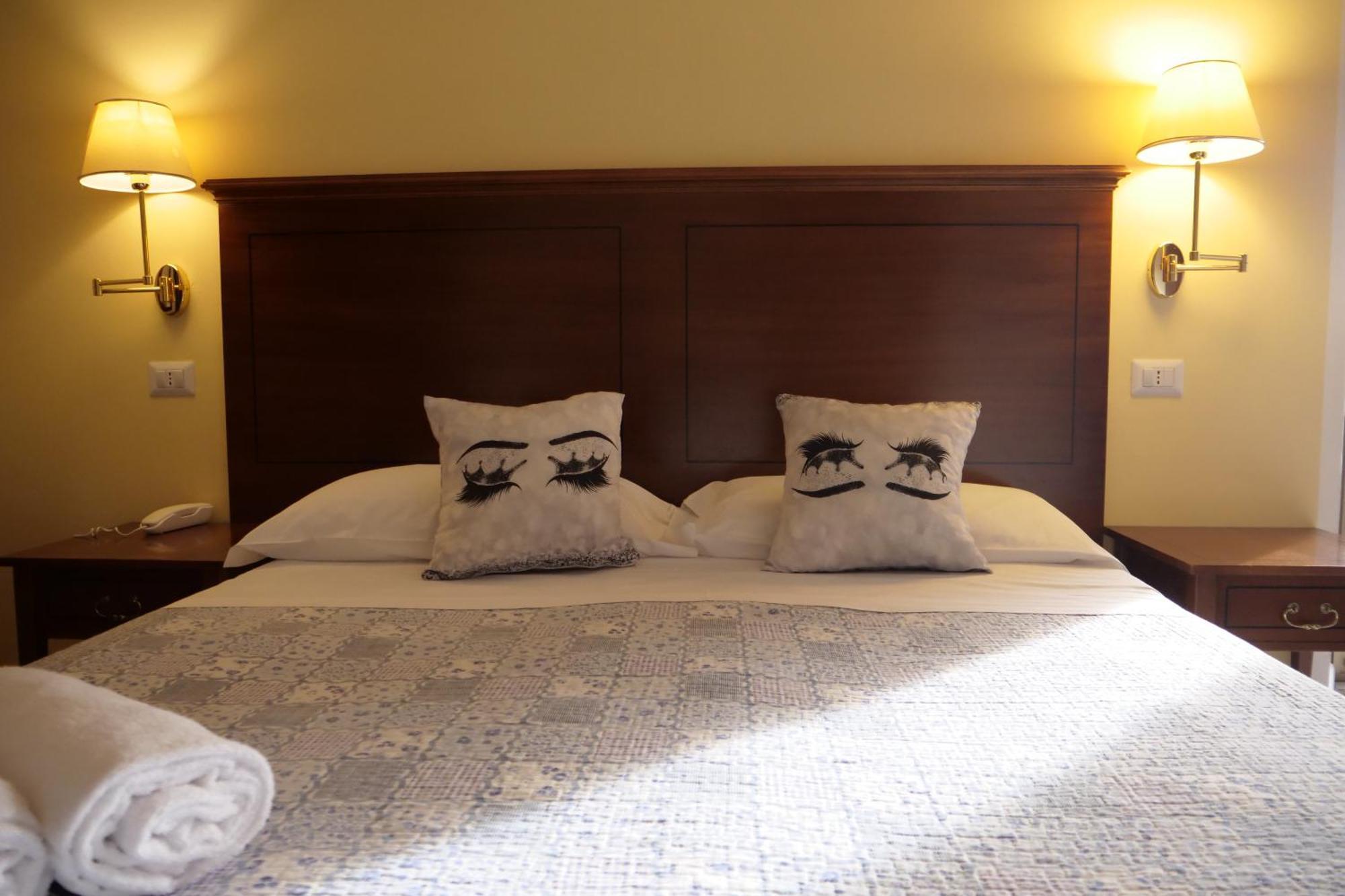 טאורמינה Hotel Elios Tao מראה חיצוני תמונה