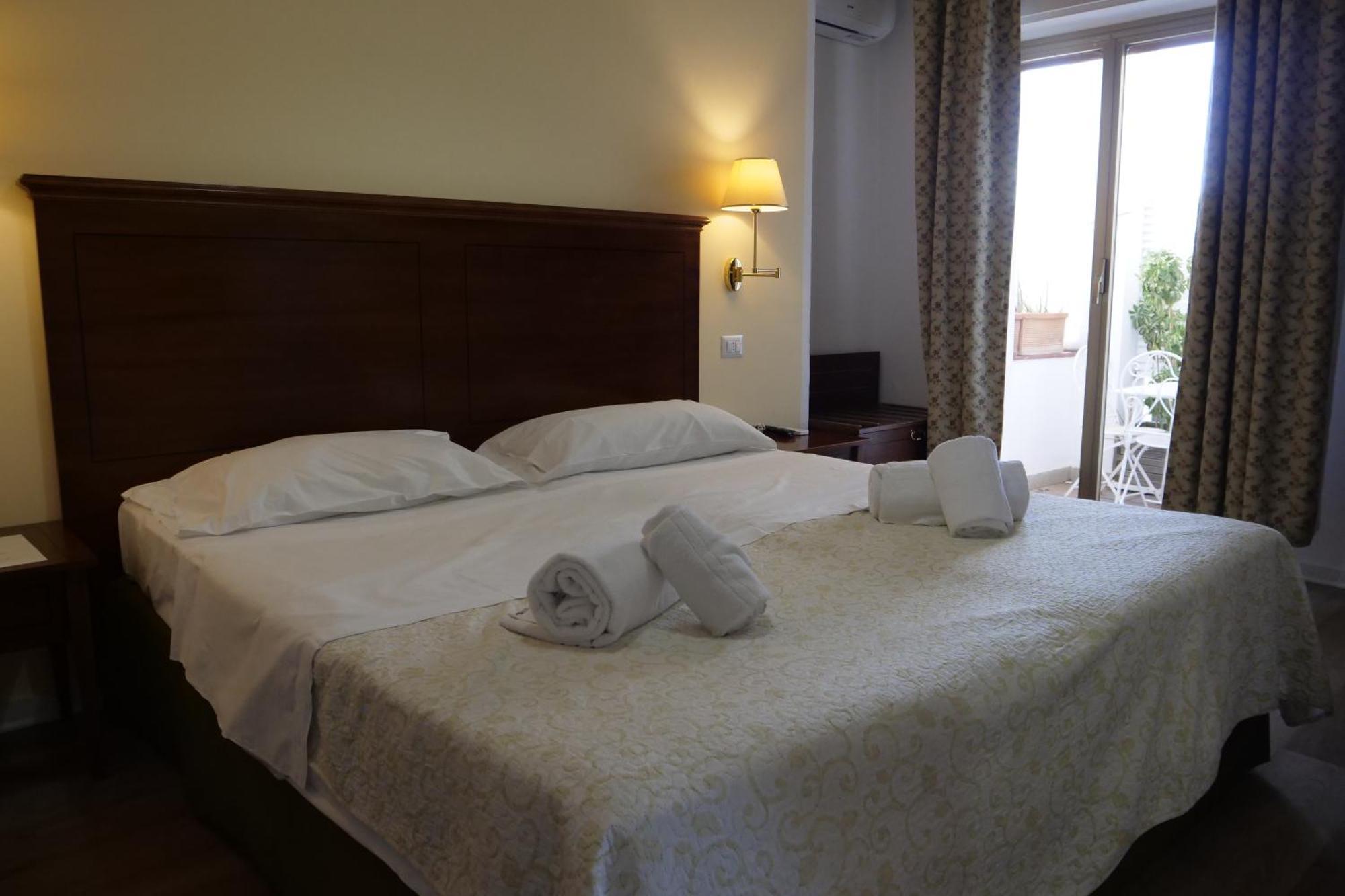 טאורמינה Hotel Elios Tao מראה חיצוני תמונה