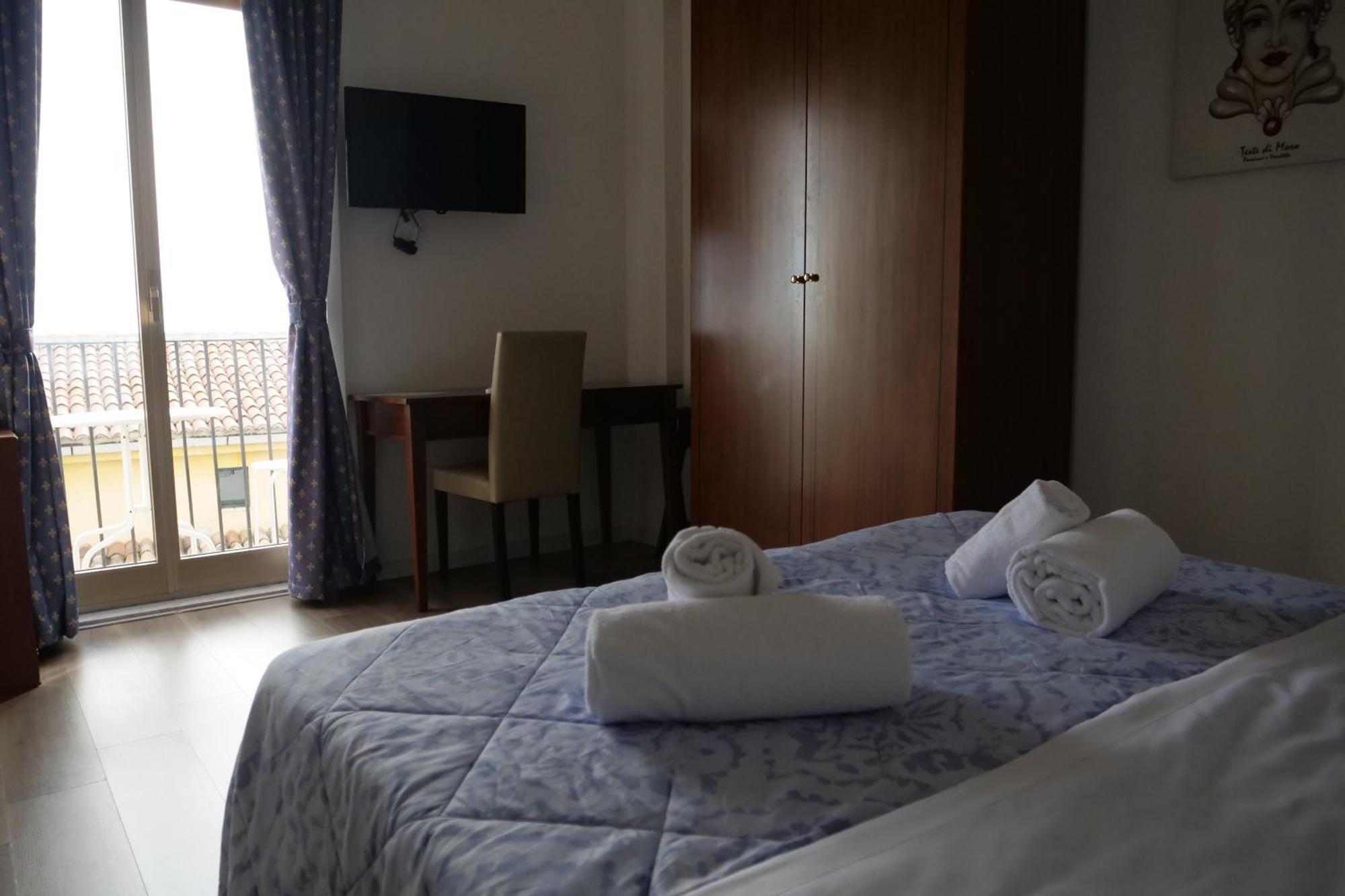 טאורמינה Hotel Elios Tao מראה חיצוני תמונה