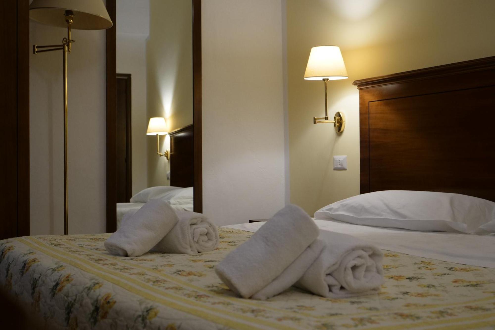 טאורמינה Hotel Elios Tao מראה חיצוני תמונה